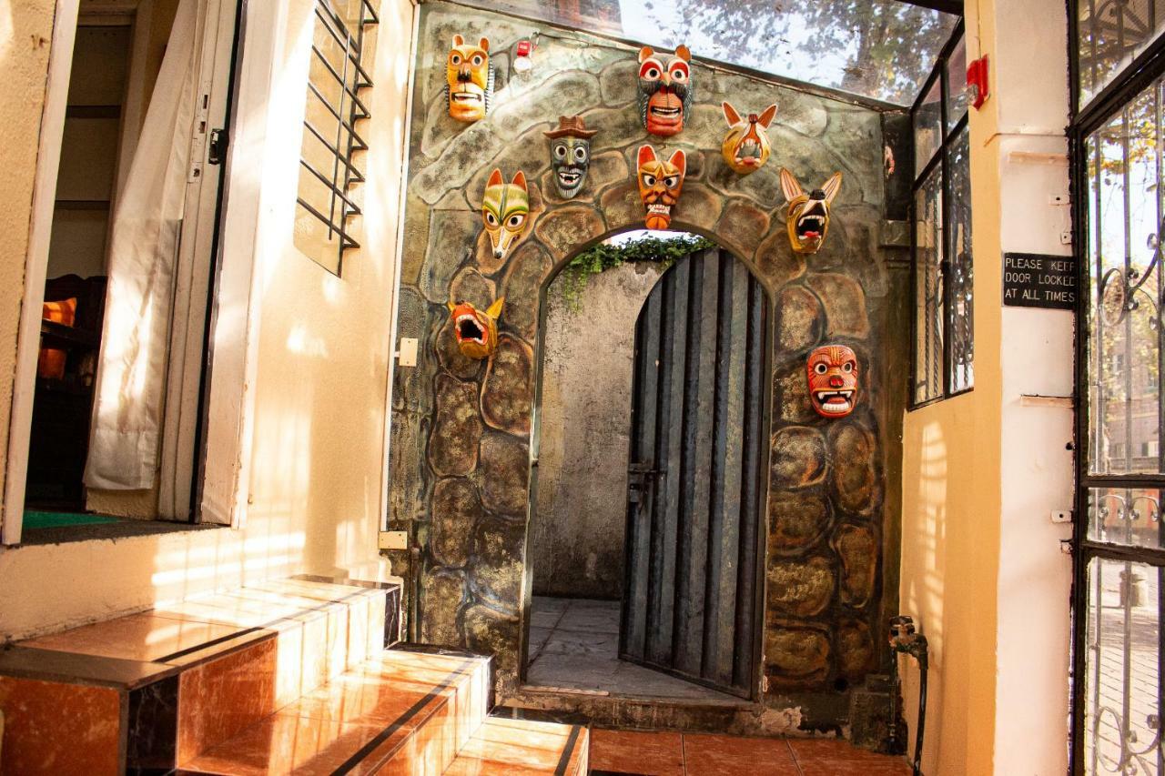 Hostal Loro Verde Quito Ngoại thất bức ảnh