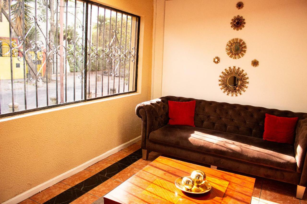 Hostal Loro Verde Quito Ngoại thất bức ảnh