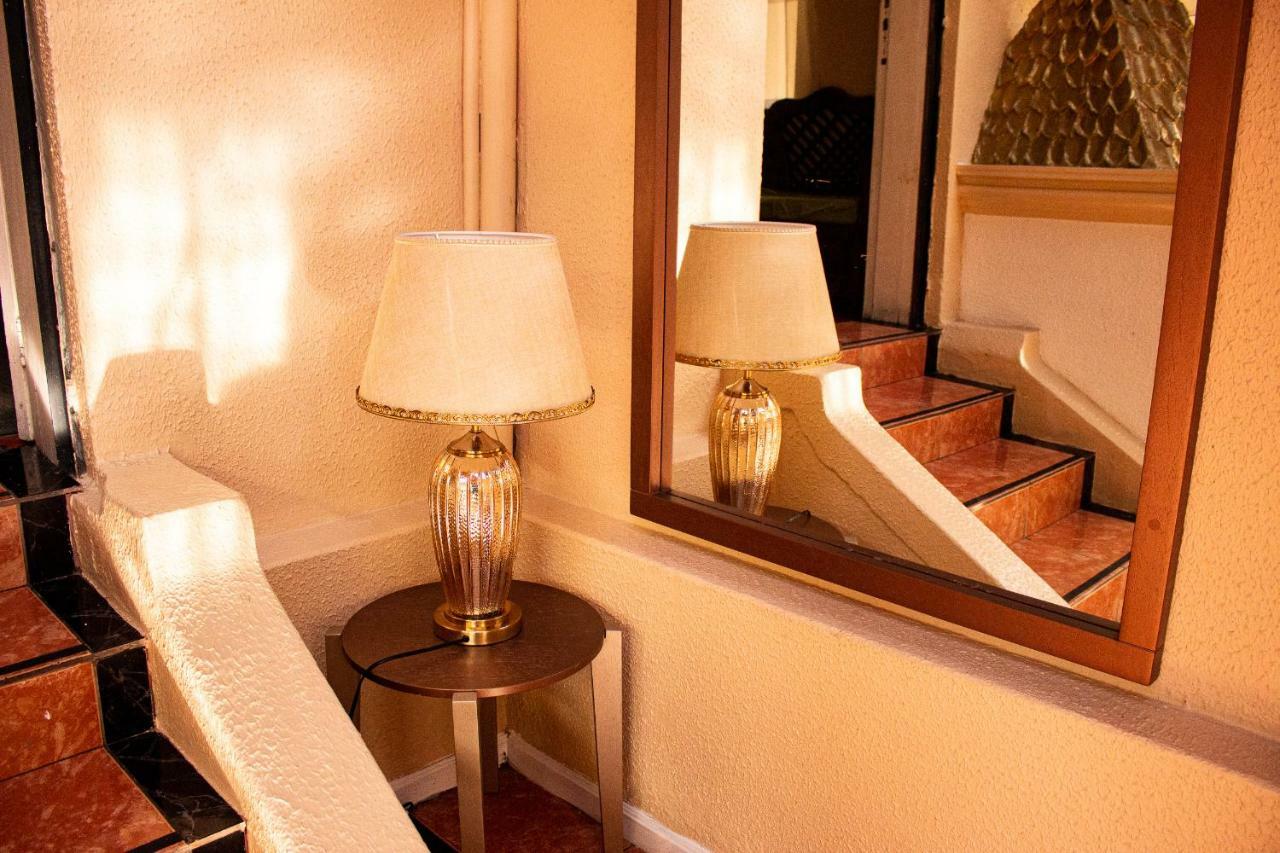 Hostal Loro Verde Quito Ngoại thất bức ảnh